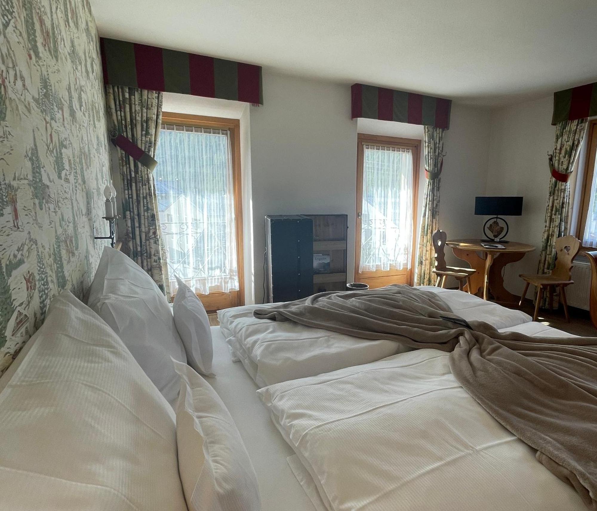 Hotel Bernina 폰트레시나 외부 사진