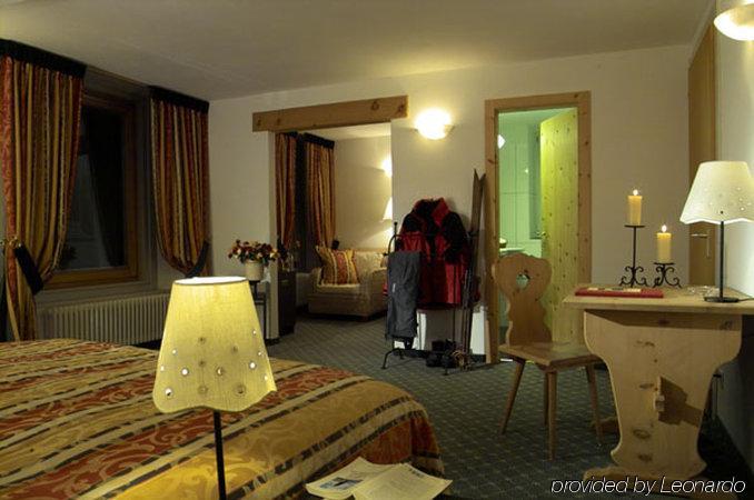 Hotel Bernina 폰트레시나 외부 사진