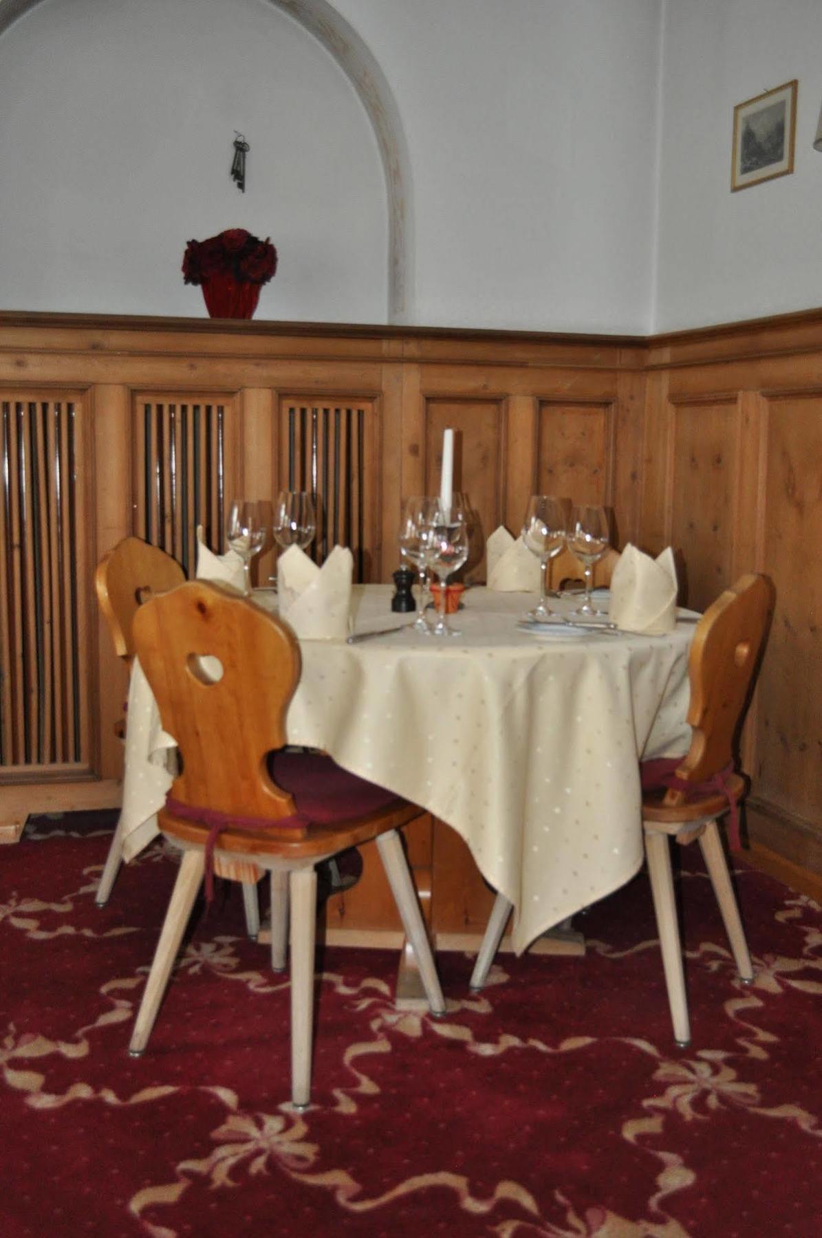 Hotel Bernina 폰트레시나 외부 사진