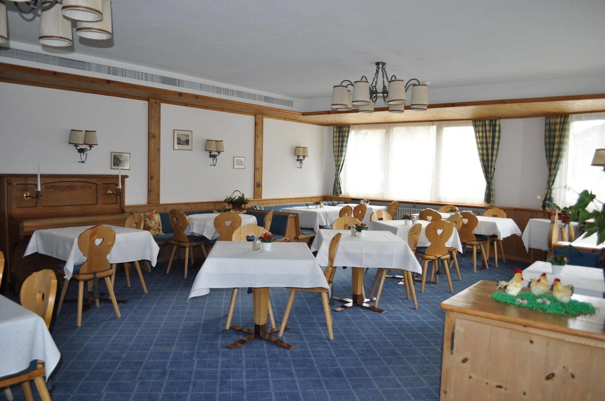 Hotel Bernina 폰트레시나 외부 사진